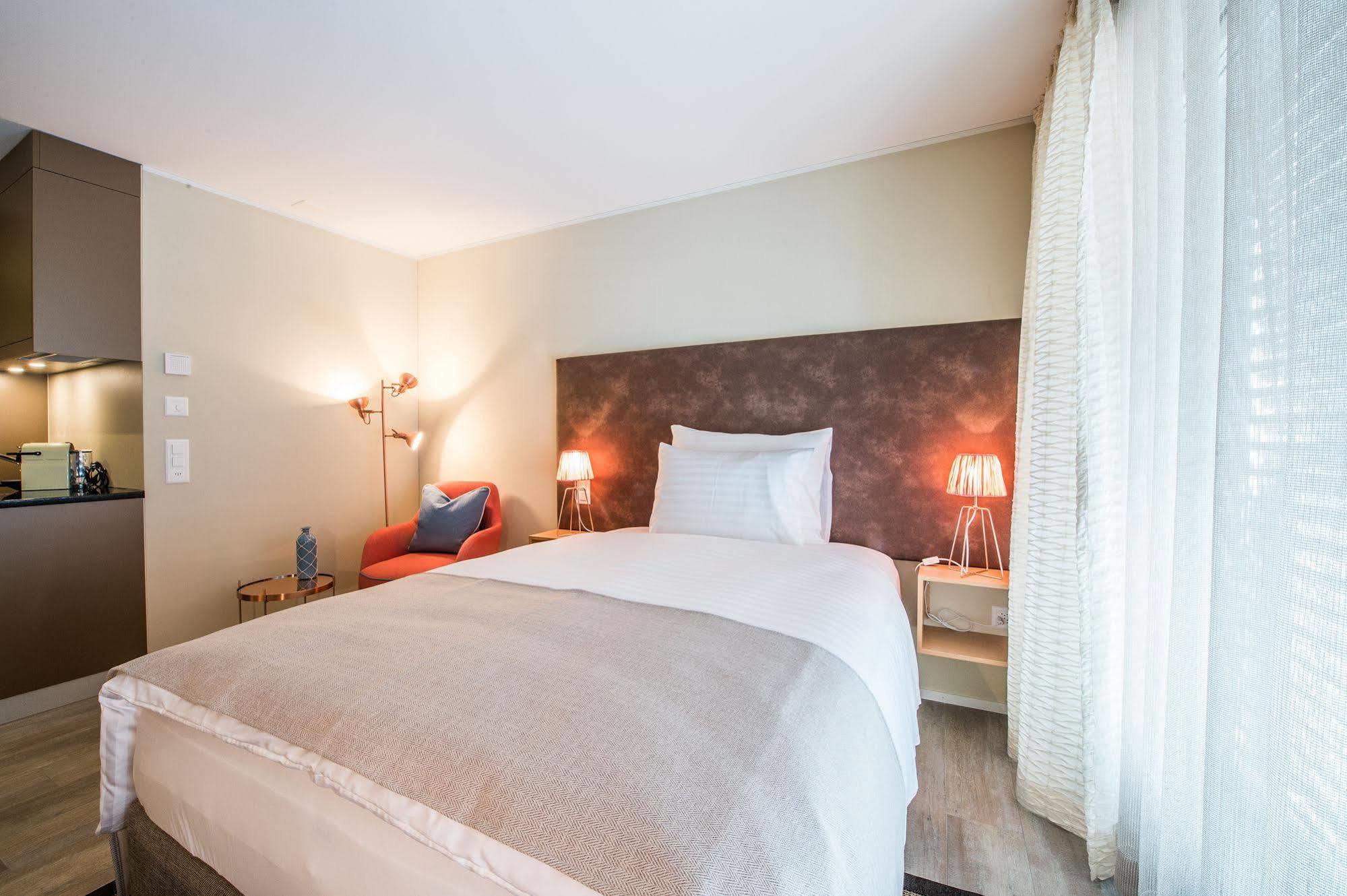 Hotel My Way Zuerich Валлизеллен Экстерьер фото