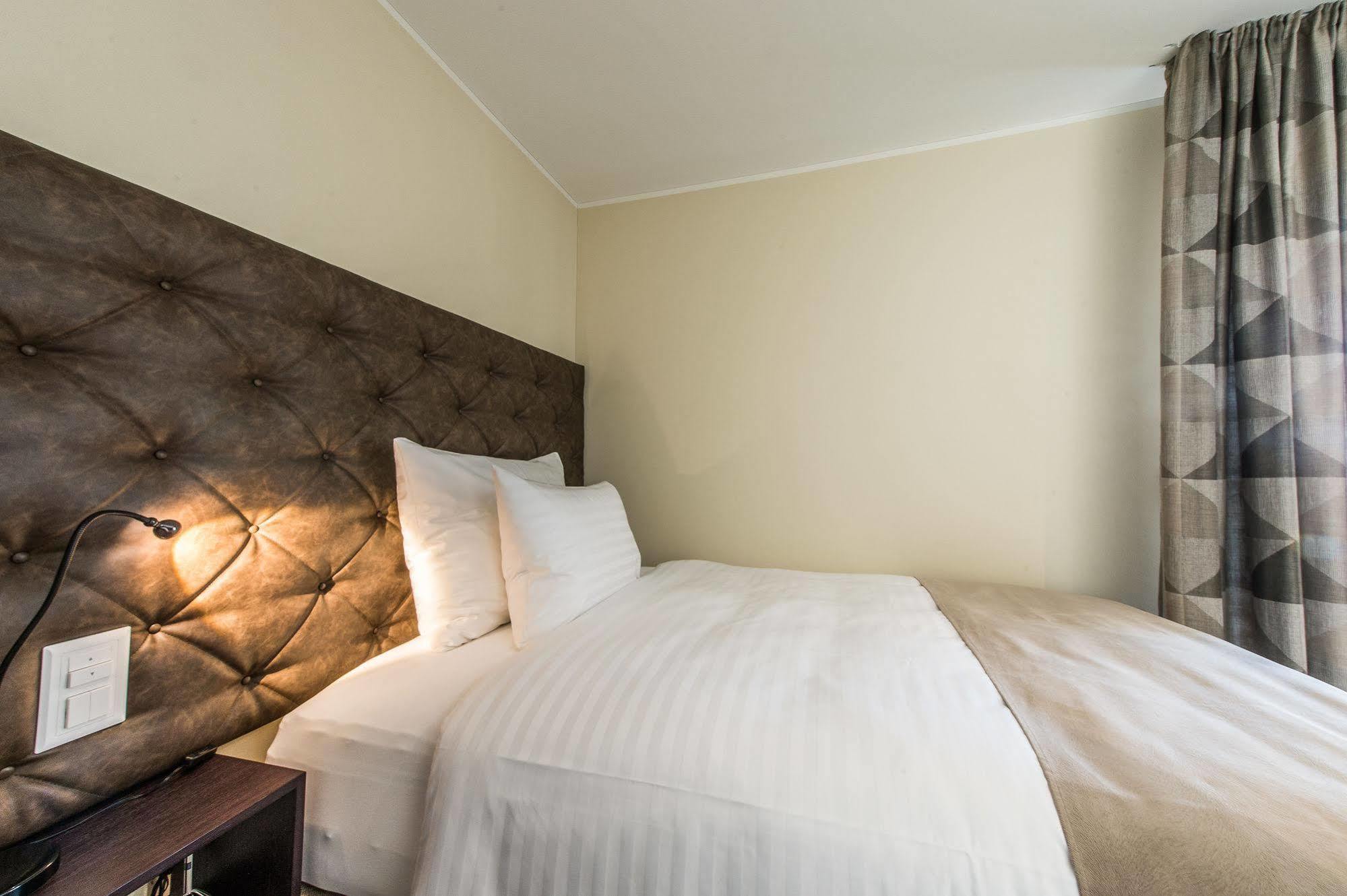 Hotel My Way Zuerich Валлизеллен Экстерьер фото